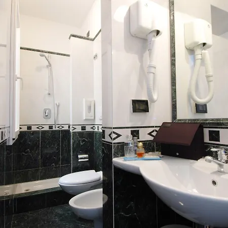 Palazzo Vecchio 3* Florence