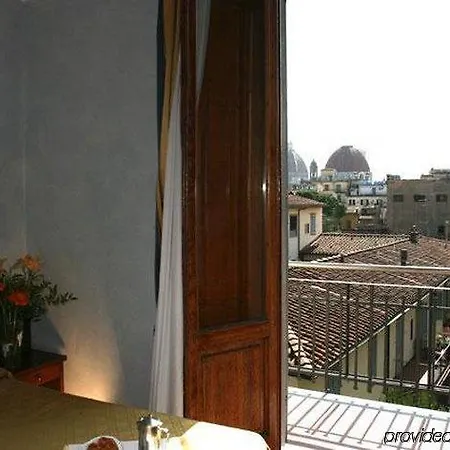 Palazzo Vecchio 3* Florence